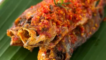Resep Ikan Kembung Rica-Rica Pedas Gurih, Wajib Coba!