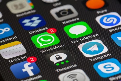 Meta Umumkan Asisten AI Baru untuk WhatsApp hingga Facebook