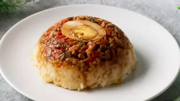 Resep Nasi Tim Ayam Sayur yang Nikmat untuk Sarapan