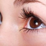 5 Bahan Alami Ini Bisa Bikin Bulu Mata Lentik dan Cantik