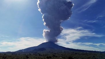 Gunung Lewotobi Laki-Laki dan Gunung Ibu Kembali Erupsi, Ini Data BNPB