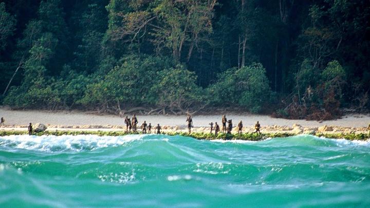 Inilah 8 Suku Terasing di Dunia, Tinggal di Hutan dan Enggan Tersentuh Dunia Luar
