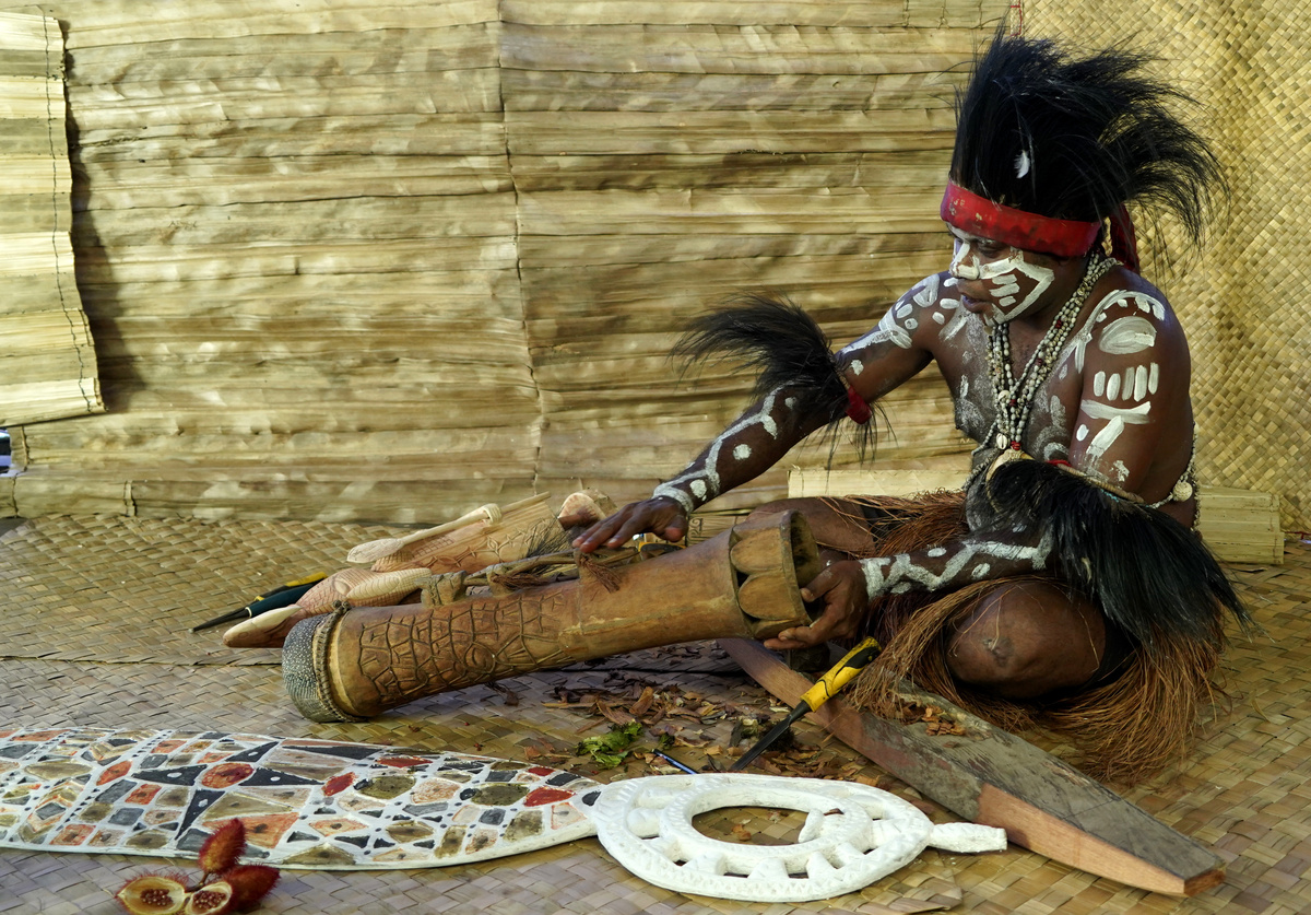 Mengenal 5 Suku di Papua Beserta Tradisi Uniknya