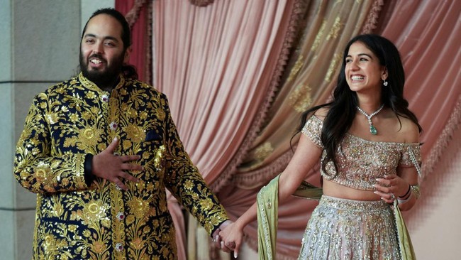 Inilah 5 Fakta Pernikahan Mewah Radhika Merchant - Anant Ambani, 100 Pesawat Dipesan untuk Tamu