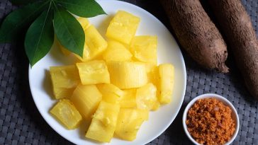 Hindari Konsumsi 3 Makanan Ini Bersamaan dengan Singkong Rebus, Kenapa?