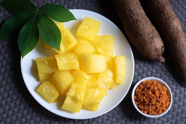 Hindari Konsumsi 3 Makanan Ini Bersamaan dengan Singkong Rebus, Kenapa?