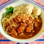 Resep Mie Ayam Wonogiri, Kuah Kental Hidangan Ini Susah Ditolak
