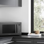 Studi Ungkap Aneka Bakteri Bertahan Hidup di Microwave