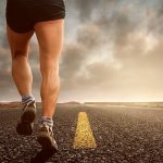 8 Cara Menguatkan Tulang Kaki, Salah Satunya Hindari Merokok