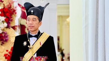 7 Pakaian Adat Jokowi di Upacara HUT RI dari 2017 hingga 2023, Aceh hingga Kesultanan Buton