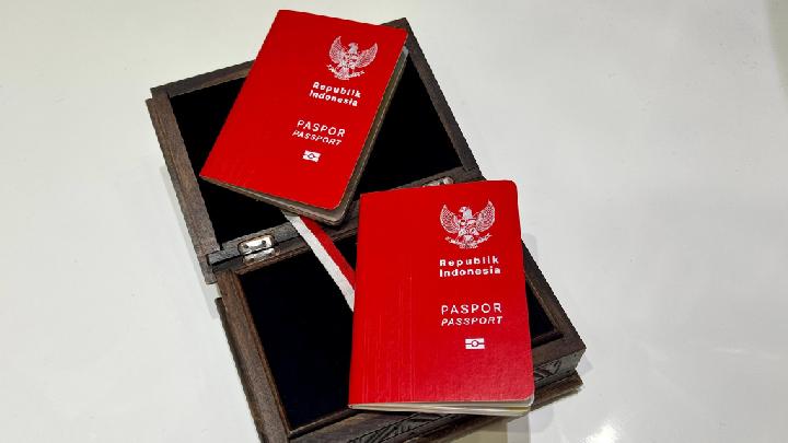 Paspor Baru Bersampul Merah Terbit Agustus 2025, Ada 33 Motif Kain Nusantara