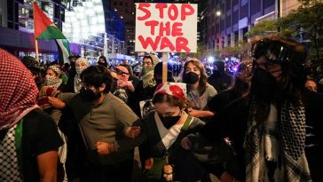 Ribuan Orang Unjuk Rasa Serentak di Dunia Peringati Setahun Perang Gaza