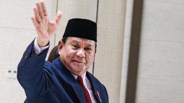 Presiden Prabowo Resmi Umumkan Kenaikan Gaji Guru ASN dan Non-ASN