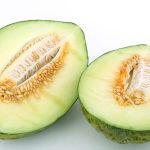 5 Makanan dan Minuman Ini Tidak Boleh Dikonsumsi Bersama Melon