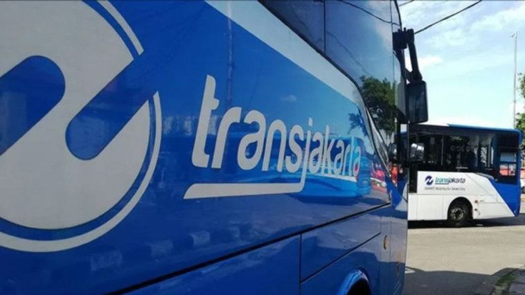 Penumpang Transjakarta Diperbolehkan Buka Puasa Selama 10 Menit, Ini Aturan Lengkapnya