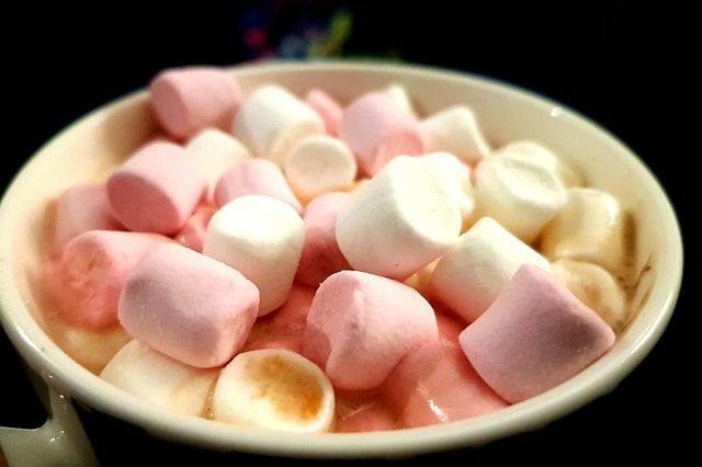 5 Fakta Makanan Mengandung Babi tapi Bersertifikat Halal