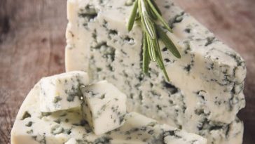 Deretan Manfaat Kesehatan Blue Cheese, Keju Berbau Tajam yang Bisa Cegah Obesitas