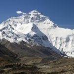 Nepal Bakal Perketat Syarat Pendaki Naik Gunung Everest
