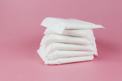 Cara Minum Obat Penunda Haid yang Aman Saat Umroh atau Haji
