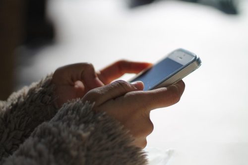 Iran Peringatkan Warganya Berhenti Gunakan Whatsapp dan Telegram