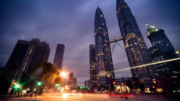 Malaysia Catat Kasus Kematian COVID-19 Pertama di 2025