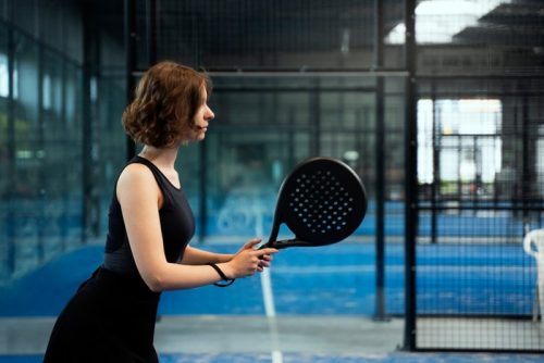 6 Manfaat Olahraga Padel bagi Kesehatan, Termasuk Bikin Otot Lebih Kuat