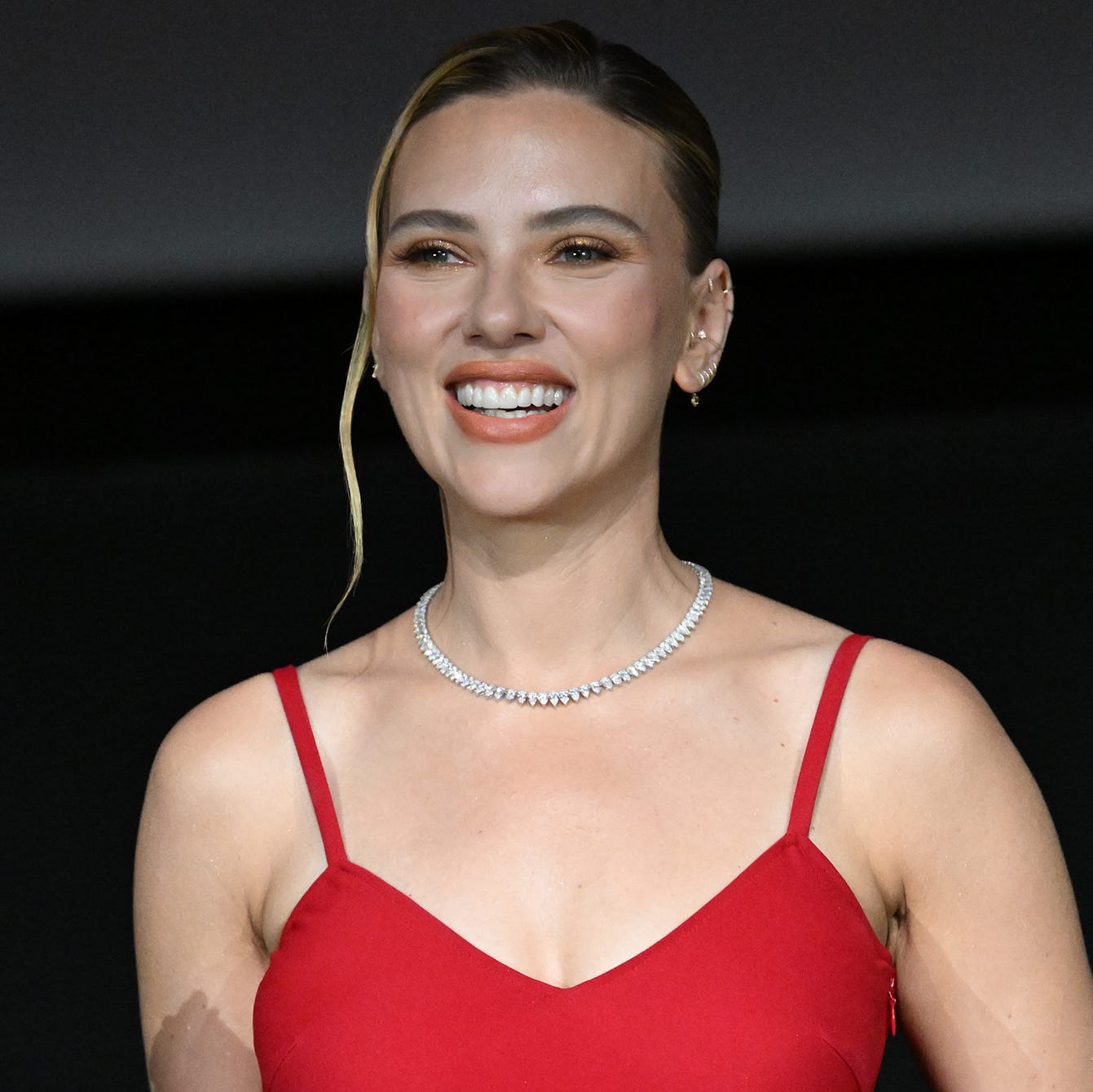 Scarlett Johansson Resmi Jadi Aktor dengan Box Office Terlaris dalam Sejarah