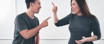 5 Pasangan Zodiak yang Paling Sering Bertengkar, Ada Aries & Cancer