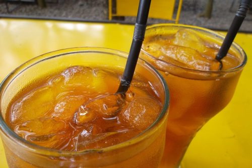 5 Minuman Ini Tampak Segar Tapi Diam-Diam Bisa Picu Dehidrasi