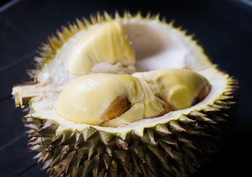 Pria Ini Kena Serangan Stroke Usai Makan 7 Buah Durian Sekaligus