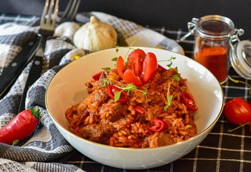 5 Daftar Makanan Ini Bisa Bikin Kulkas Jadi Bau, Apa Saja?