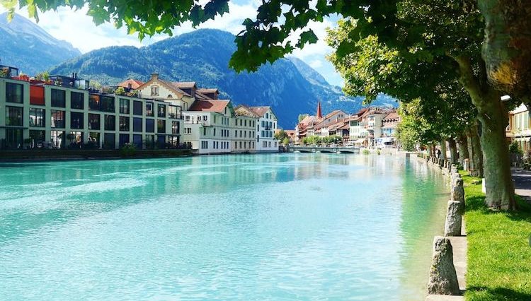 Destinasi Liburan Favorit, 3 Fakta Negara Swiss yang Perlu Diketahui