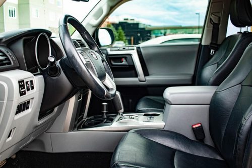 Studi: Mikroplastik di Kabin Mobil Capai 2.238 Partikel per Meter Kubik