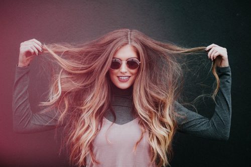 5 Zodiak yang Paling Sering Menghindari Keramaian, Butuh Me Time!