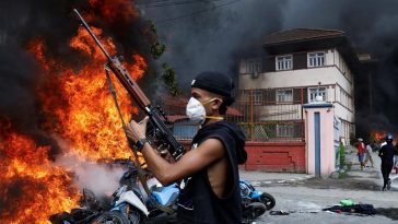 Nepal Chaos: Gedung DPR Dibakar hingga Menteri Ditendang