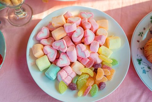 Inilah 5 Makanan dan Minuman yang Wajib Dihindari Penderita Eksim