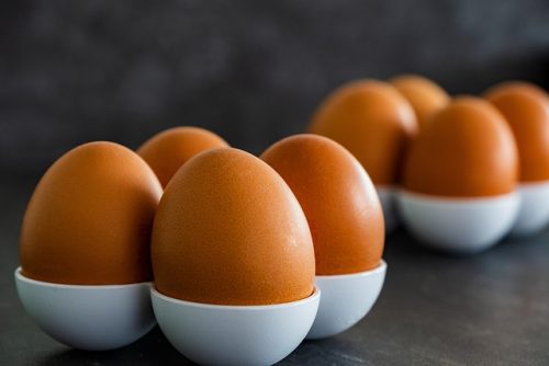 7 Makanan Terbaik yang Wajib Dikonsumsi Wanita Usia 30 Tahunan, Termasuk Yogurt