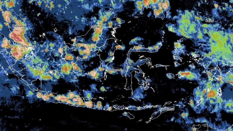 Cuaca Panas Landa Sejumlah Wilayah Indonesia, BMKG Ungkap Penyebabnya!