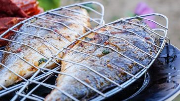Meski Menyehatkan, Ini 6 Alasan Jangan Konsumsi Ikan Berlebihan
