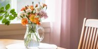 5 Manfaat Menyimpan Bunga di Rumah bagi Kesehatan, Termasuk Bikin Bahagia!