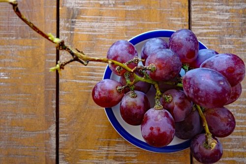 5 Buah Ini Bisa Bantu Turunkan Kolesterol Tinggi, Termasuk Apel!