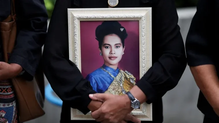 Ratu Sirikit, Ibu Suri Thailand Meninggal Dunia di Usia 93 Tahun