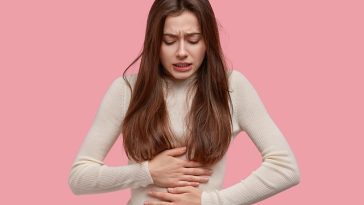 Hindari 7 Makanan dan Minuman Ini saat Menstruasi, Serta Alasannya!