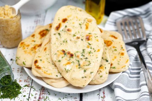 Daftar 10 Roti Terbaik di Dunia Versi TasteAtlas, Ada Garlic Butter Naan dari India