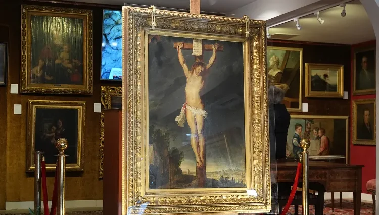 Sempat Hilang 4 Abad Lamanya, Lukisan Yesus Disalib Laku Rp41 Miliar