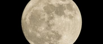 Studi: Bulan Berpotensi Jadi 'Kuburan' Pesawat Antariksa dan Satelit, Ini Penyebabnya