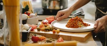 Inilah 9 Penyebab Kamu Terbangun dalam Keadaan Lapar