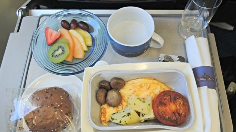 Ini Alasan Ilmiah di Balik Makanan Pesawat yang Rasanya Tidak Enak