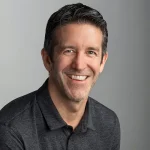 Ini Profil John Ternus, CEO Apple Baru Pengganti Tim Cook