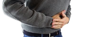 6 Cara Alami Atasi Perut Kembung, Bikin Langsung Lega!